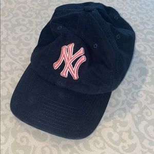 Women’s Yankee Hat